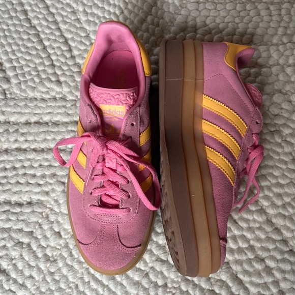 Adidas Gazelle size 7 - Picture 2 of 2
